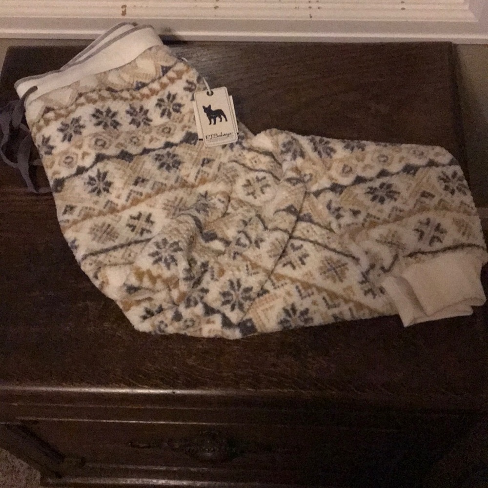 PJ Salvage lounge fleece pants